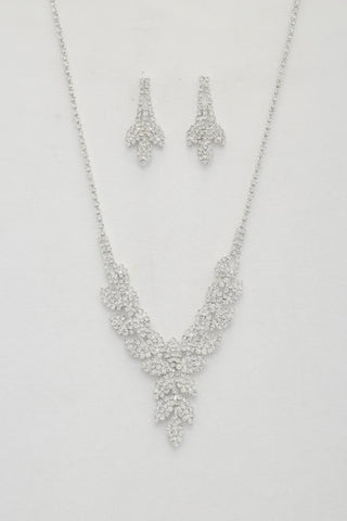 Leaf Pattern Crystal Necklace