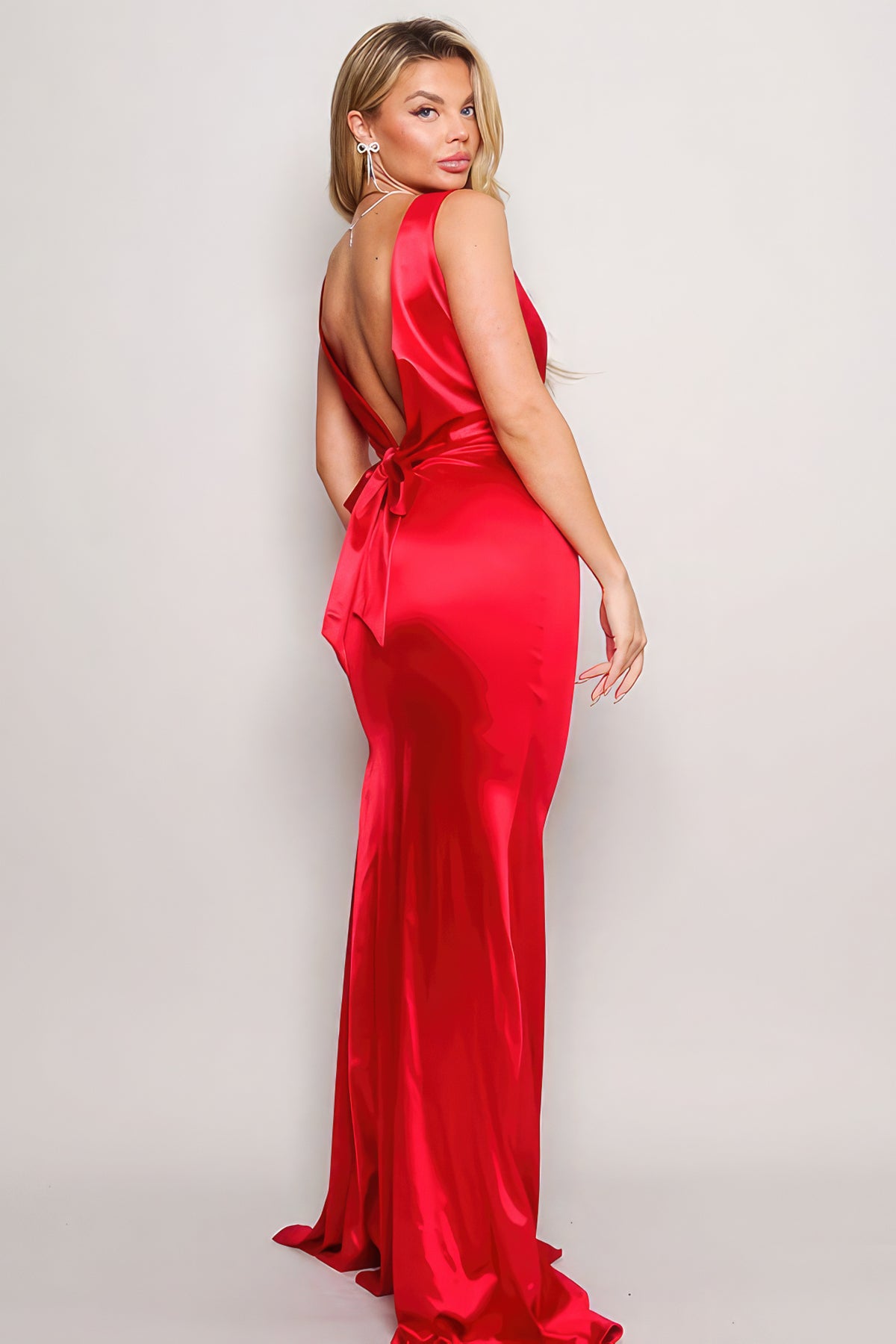 Sleeveless Deep V Low Back Bow Maxi Dress.